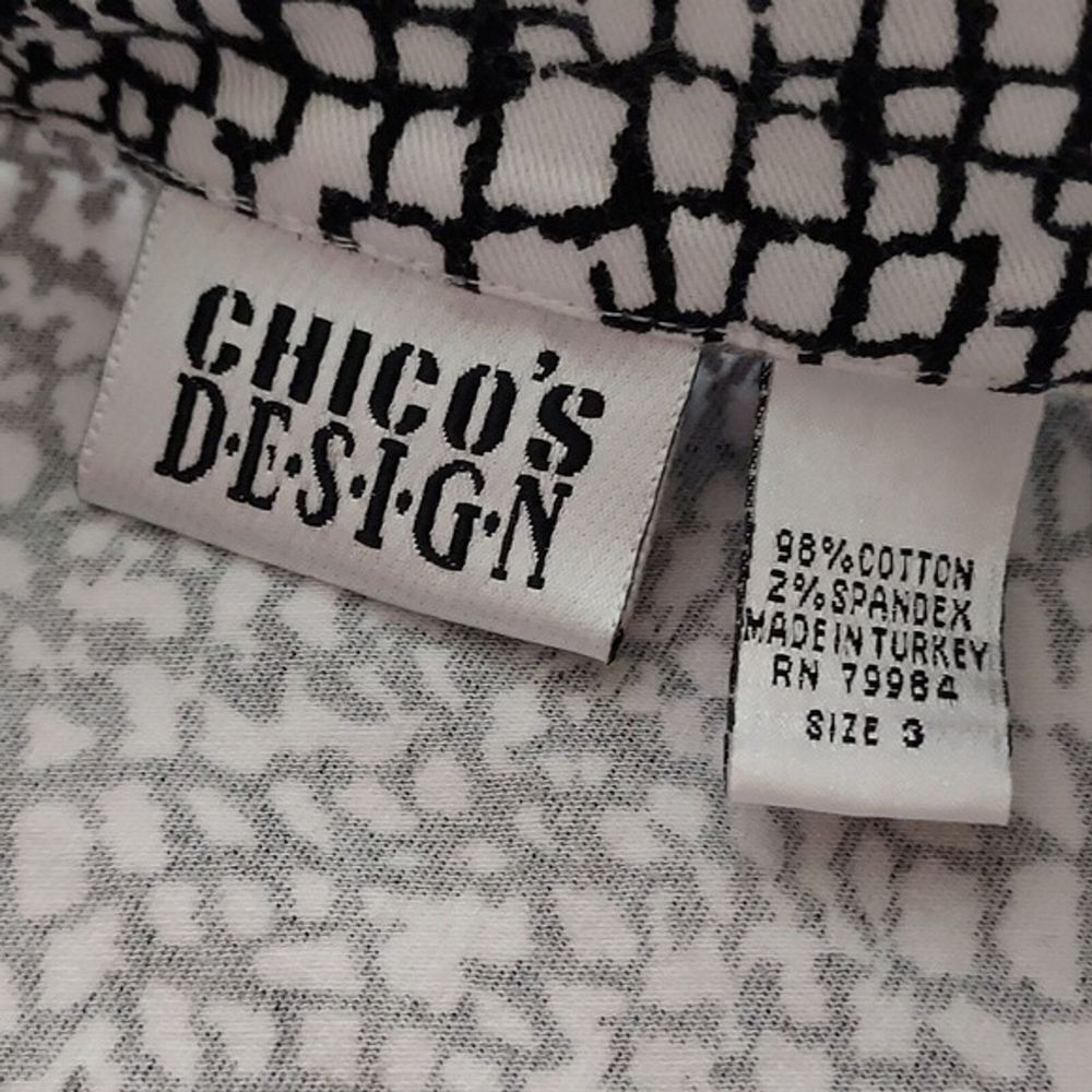 Chico's Design Women's 3 Lg‎ Shacket Black White Animal Print Button Lightweight - Picture 8 of 11